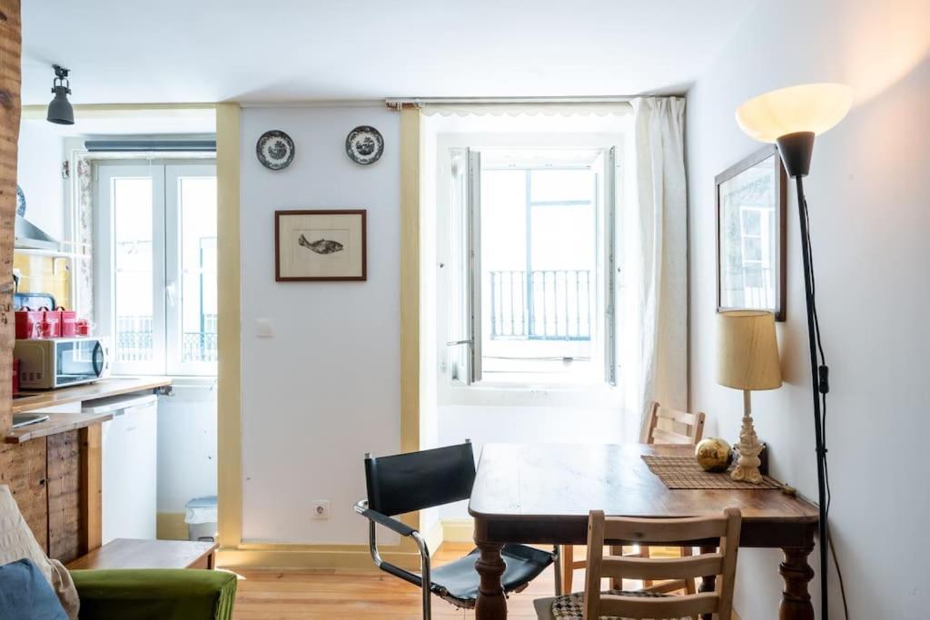 Lx Townhouse Ideal For Big Groups Prime Location Trendy Street Lissabon Exterior foto